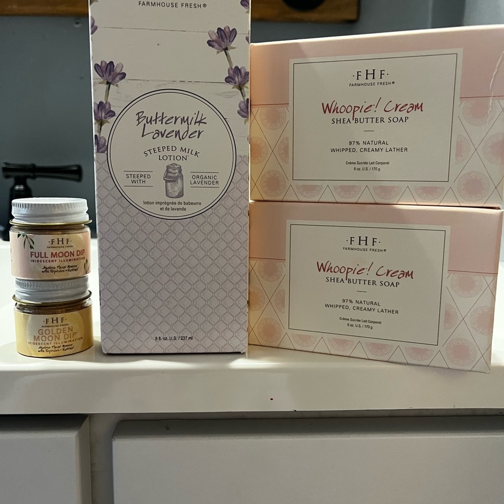 Farmhouse Fresh Skincare Set with Lavender and Shea Butter